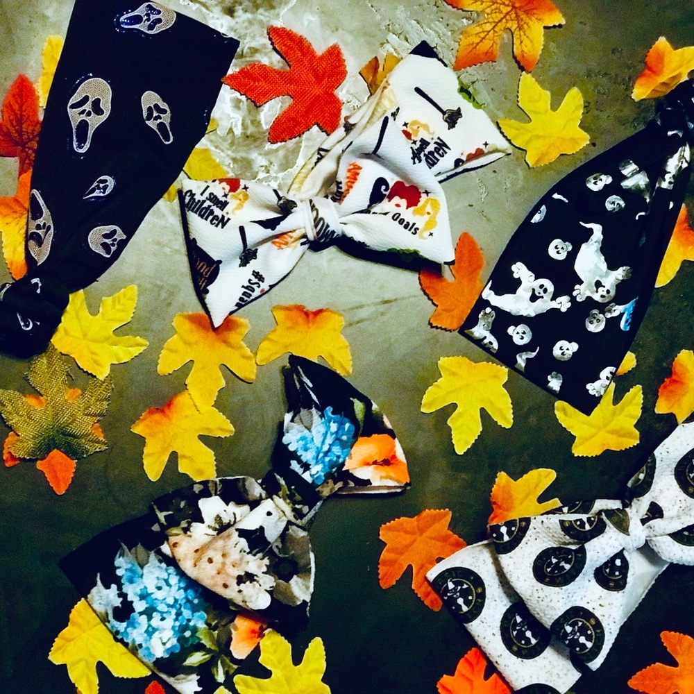 Halloween bows